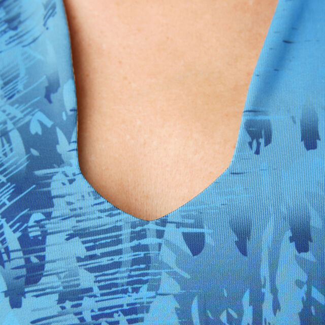 Bella 2.0 Tech V-Neck Tee Women